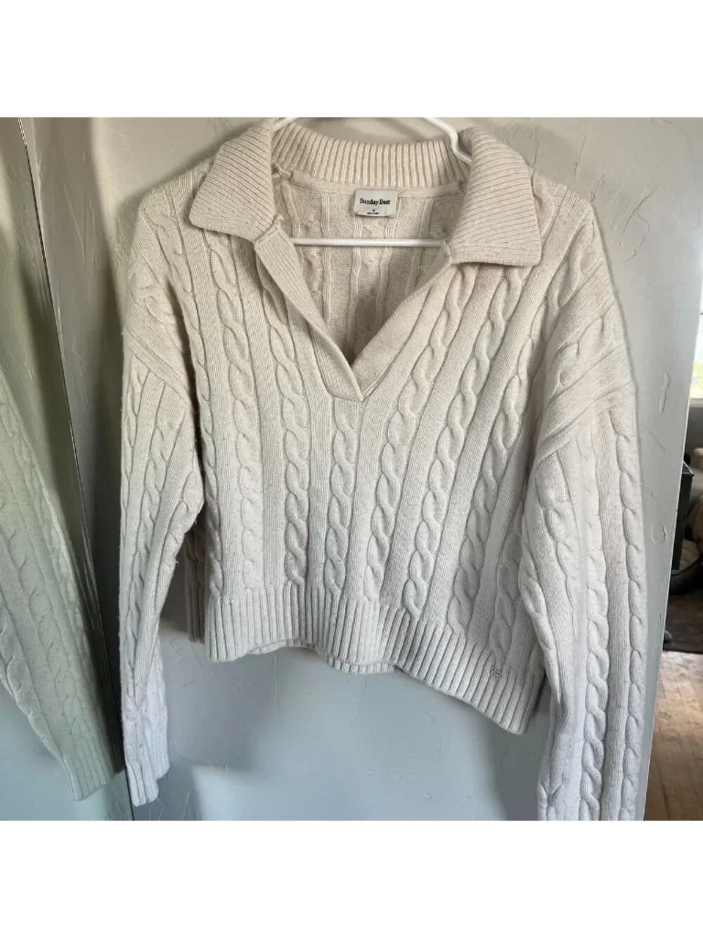 Sunday Best Women's White and‎ Cream sweater